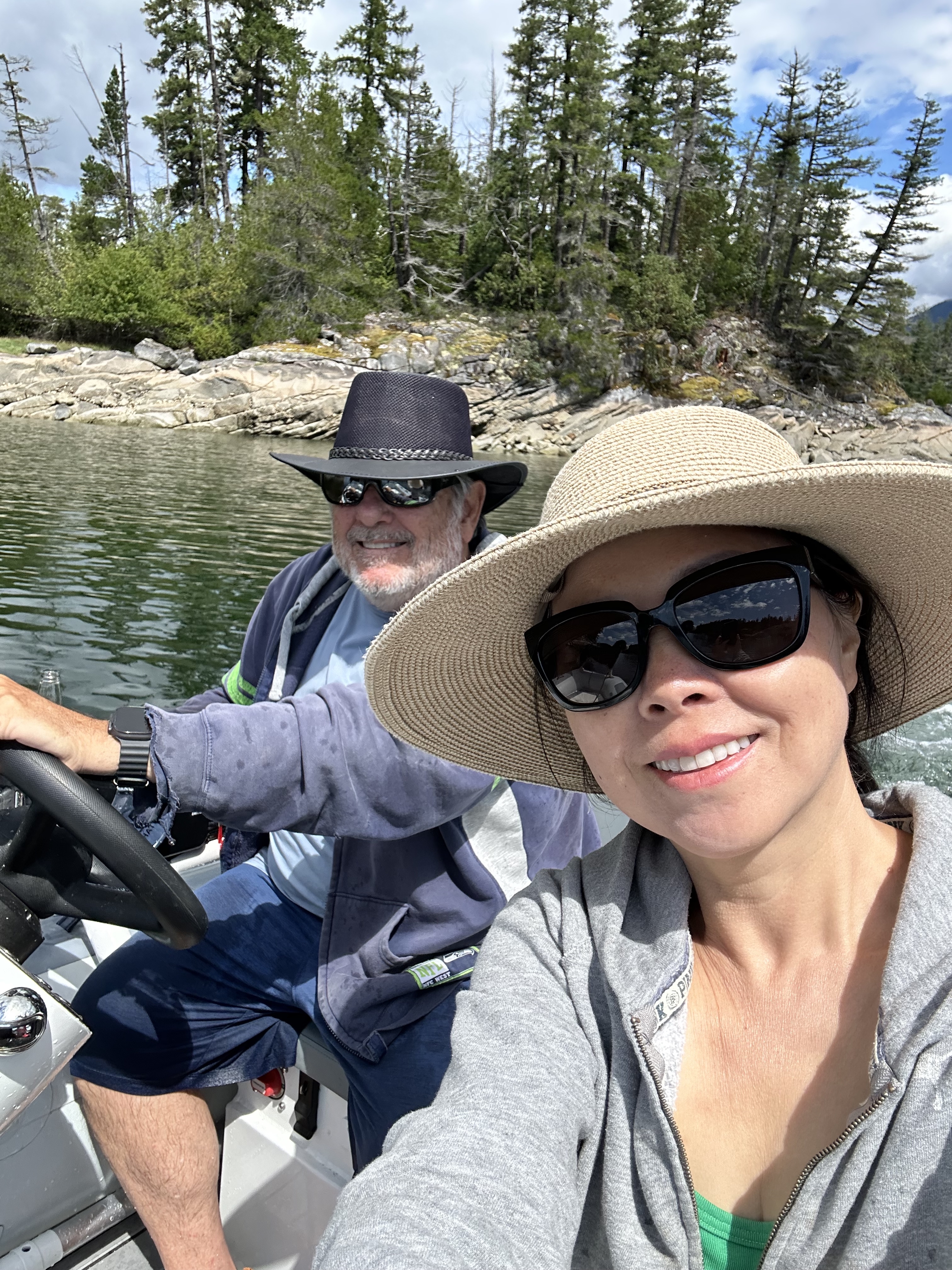 Exploring Prideaux Haven by dinghy